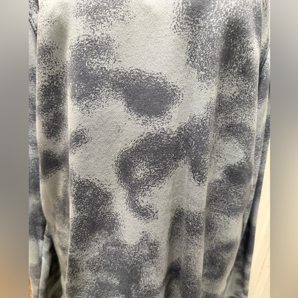 Under Armour Blue and Gray Women's Crew Neck Sweater - Picture 5 of 6